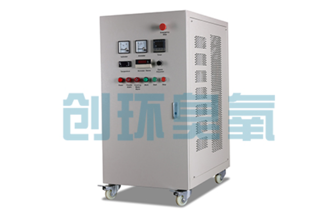 昌都冬季养殖场密闭消毒双赢方案：臭氧发生器在工厂化水产与畜牧场景的安全应用